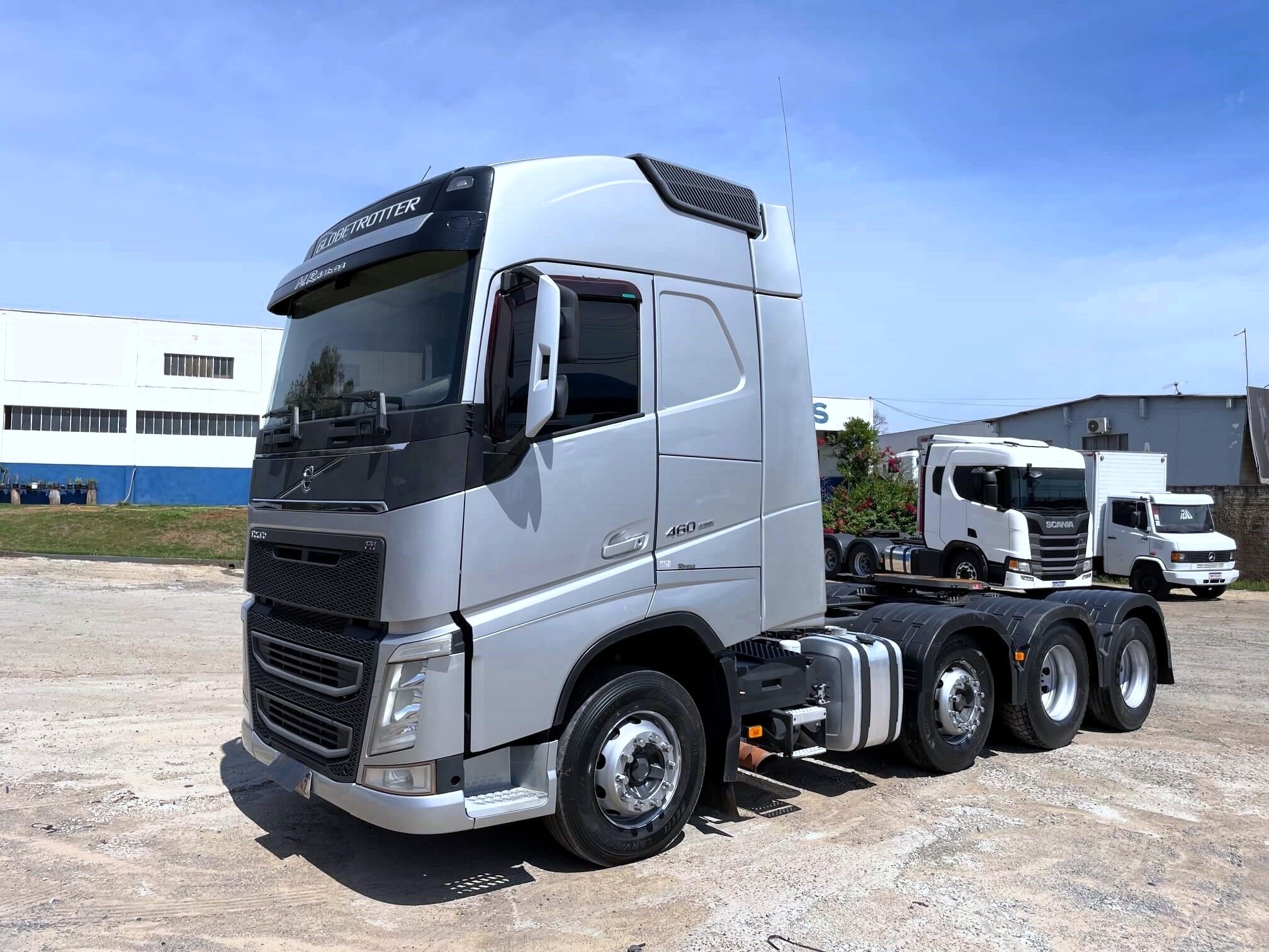 Volvo FH 460 8x2 – 2019 | Automático | 569.000 km