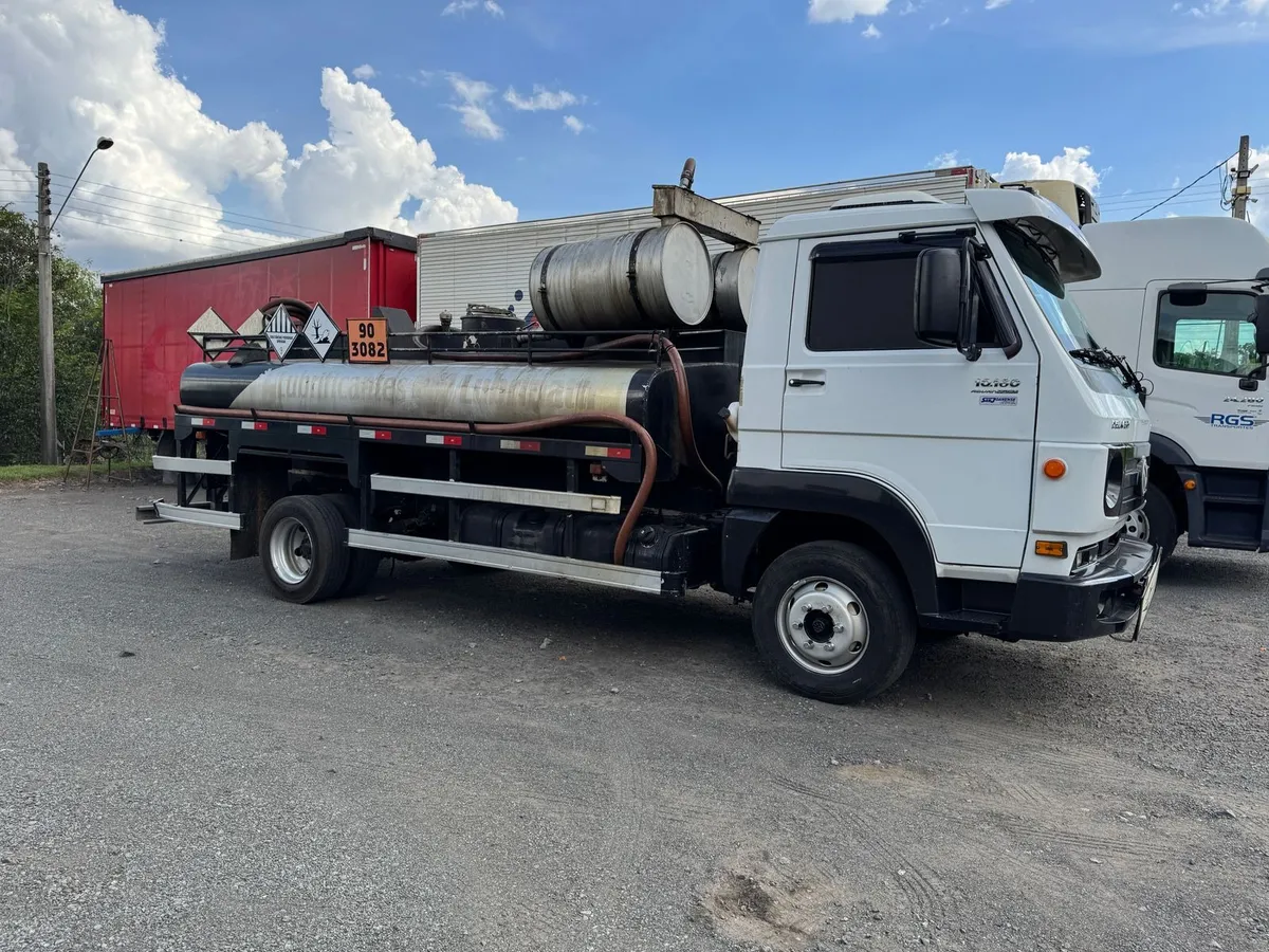 Volkswagen 10.160 – 2013 | Manual | 406.200 km