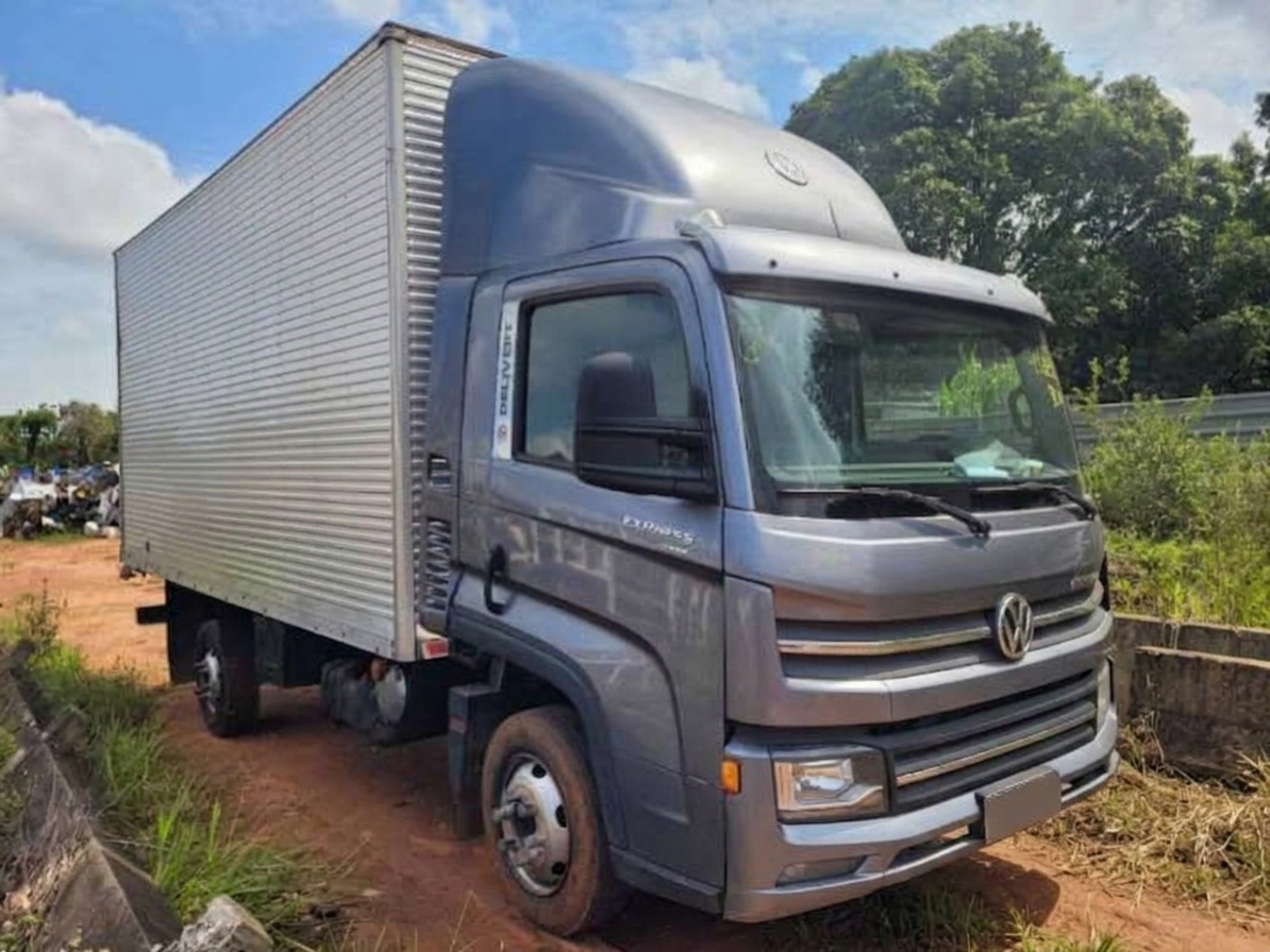 Volkswagen Delivery Express 2.8 Turbo – 2020/2021 | Manual | 366.052 km