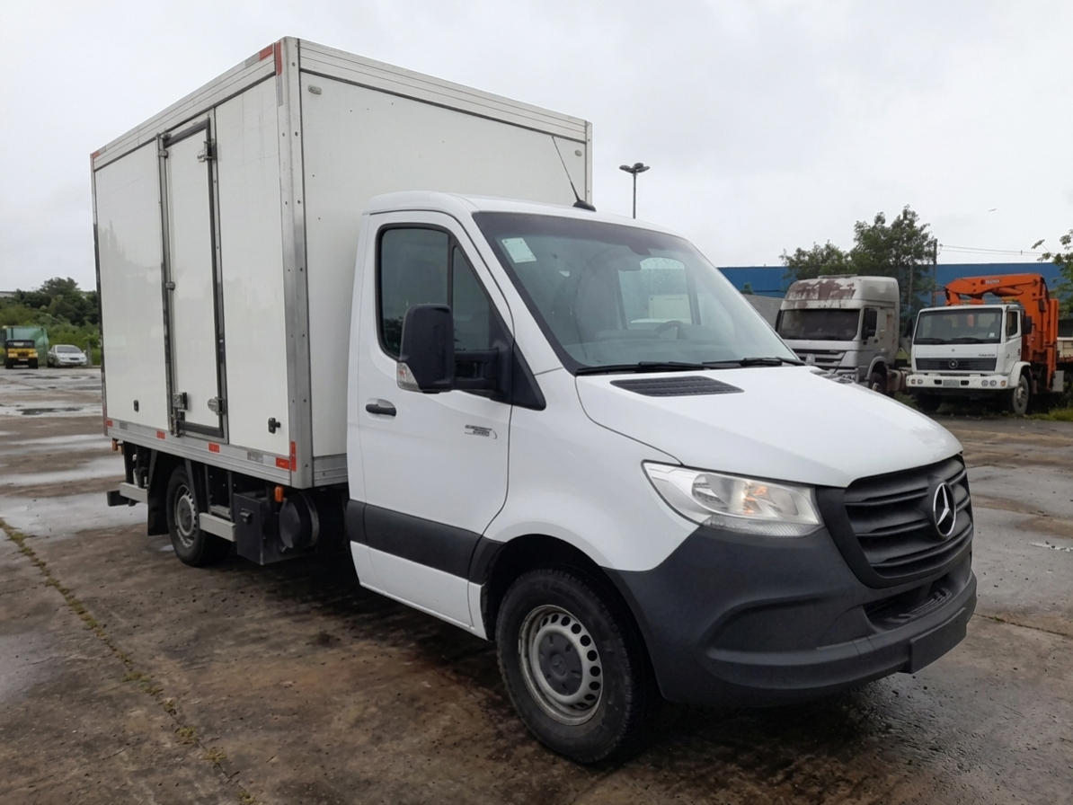Mercedes-Benz Sprinter 416 – 2021/2022 | Manual | 18.232 km