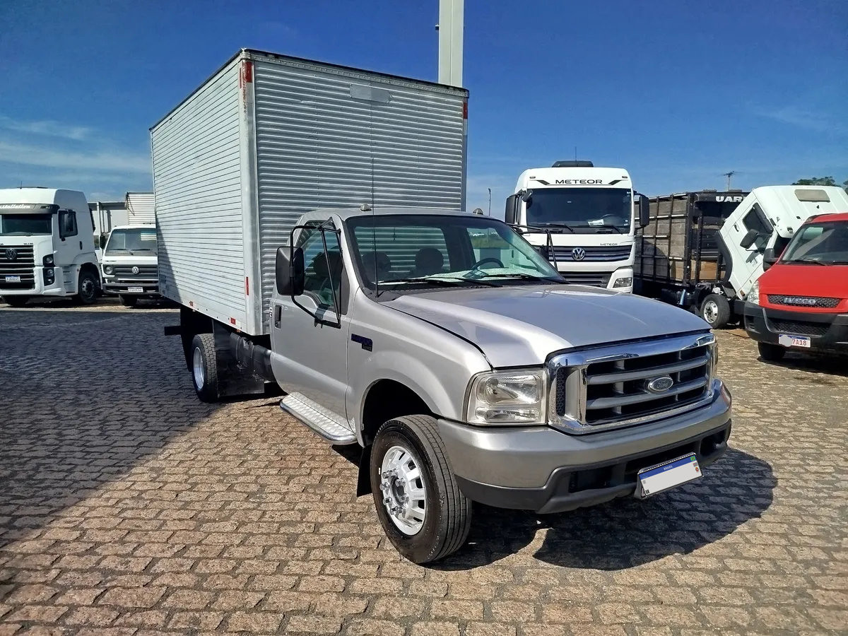 Ford F-4000 – 2007/2008 | Manual | 526.708 km